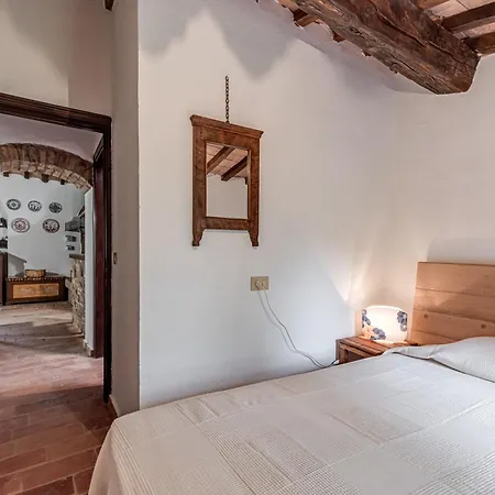 Tenuta Acquabona - Intero Casale * Gambassi Terme